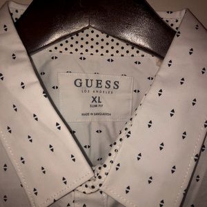 Guess XL white shirt 👔 - still w/ tag 🏷